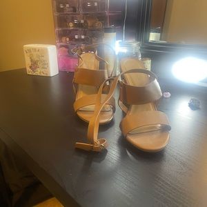 BAMBOO Size 9 heel sandals